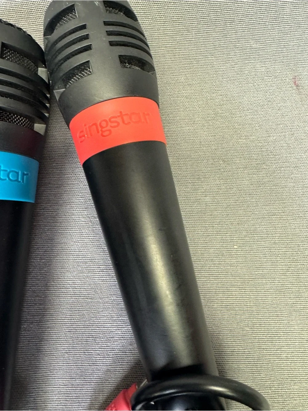 SingStar Bundle 2 Microphones Sony PlayStation 2 PS2/PS3 No Dongle/ USB No Game